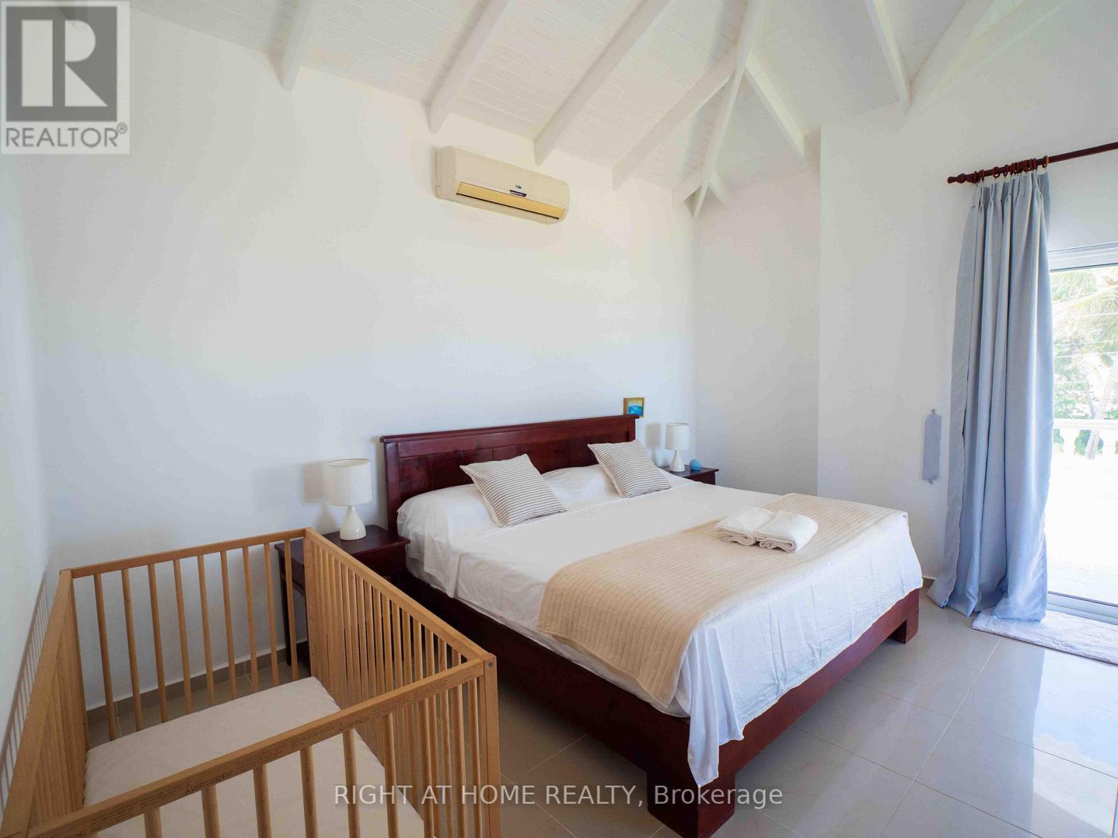 CABARETE VILLA BRISAS DORADAS - 40