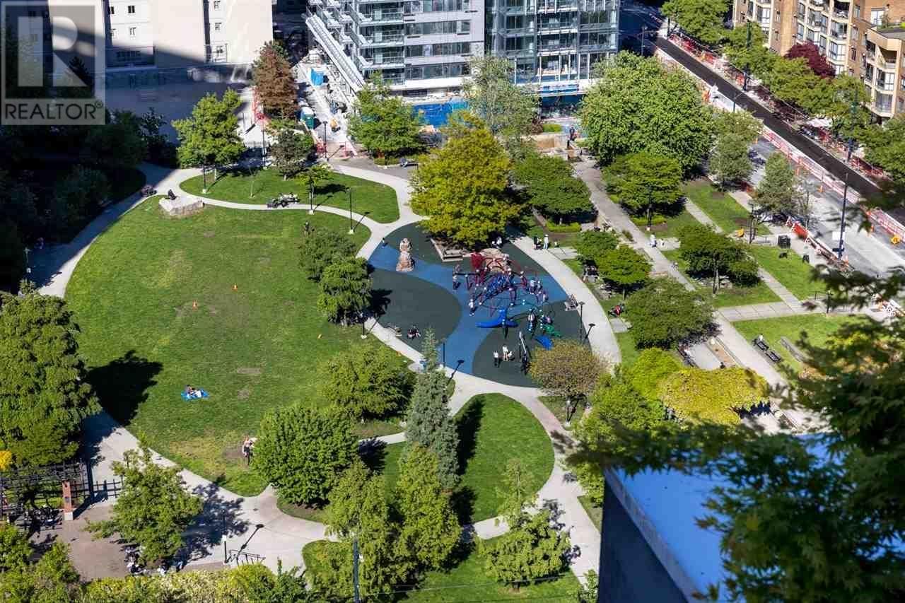 Photo 15 of 905 1238 Seymour Street, Vancouver BC