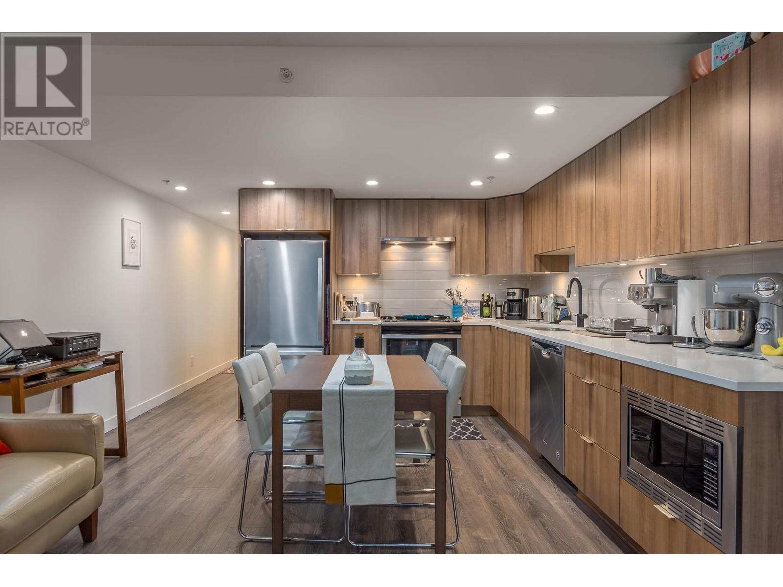 304 1365 PEMBERTON AVENUE, Squamish real estate listing R2967209