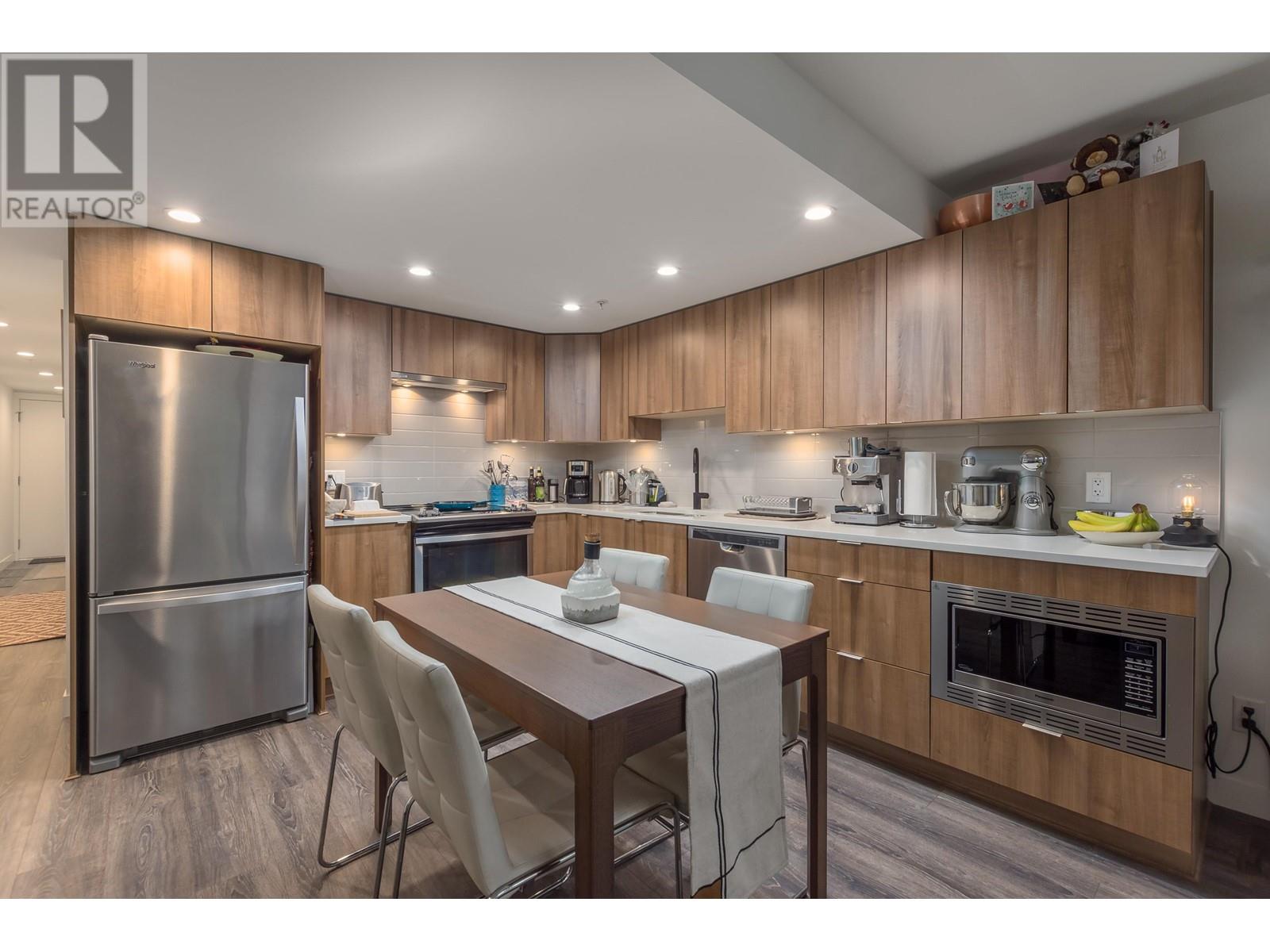 304 1365 PEMBERTON AVENUE, Squamish real estate listing R2967209