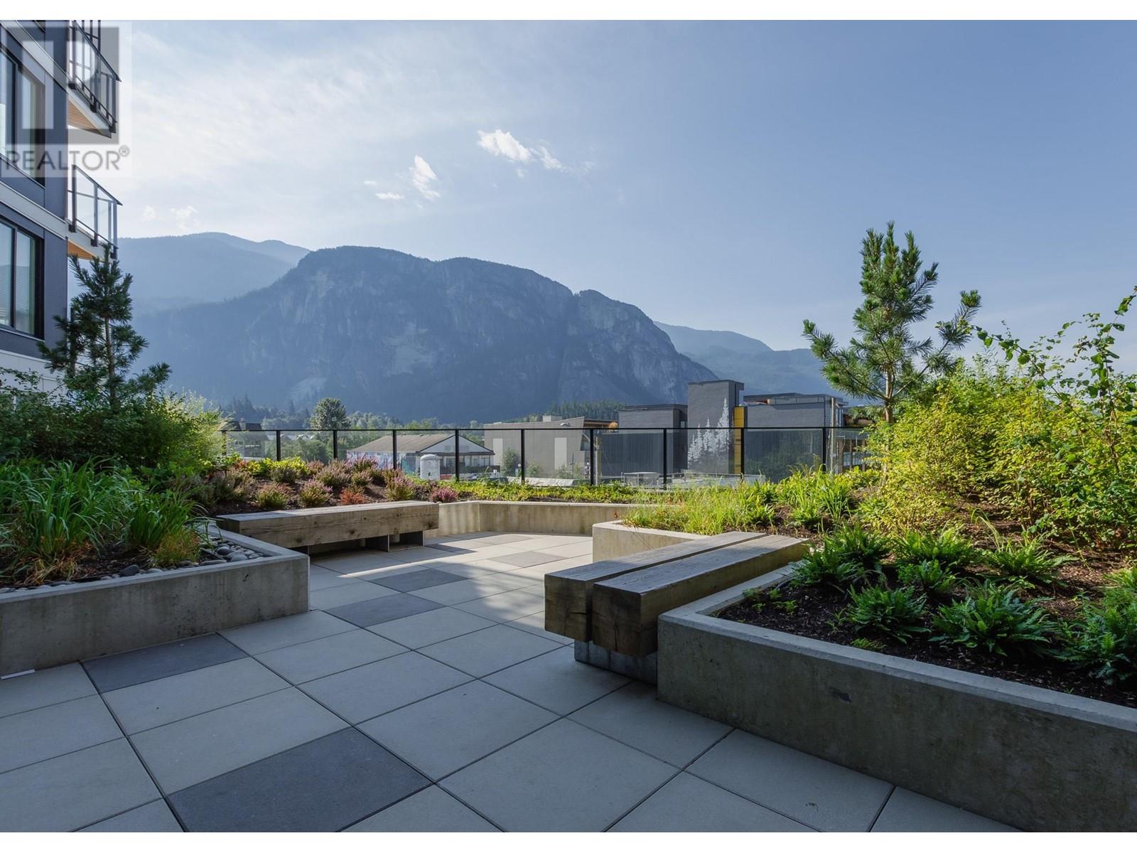 304 1365 PEMBERTON AVENUE, Squamish real estate listing R2967209