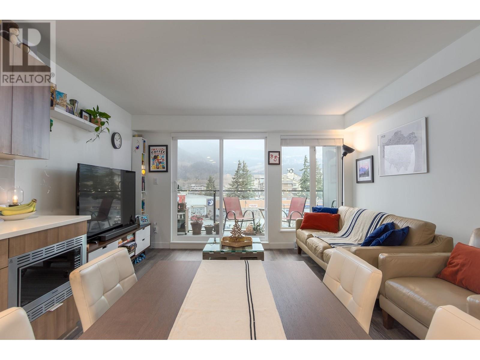 304 1365 PEMBERTON AVENUE, Squamish real estate listing R2967209