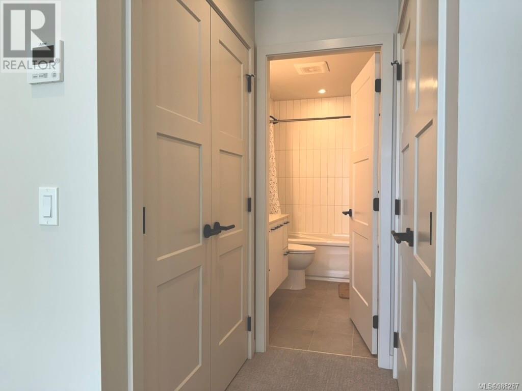 505 947 Whirlaway Cres, Langford real estate listing 988287