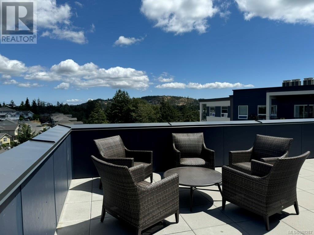 505 947 Whirlaway Cres, Langford real estate listing 988287