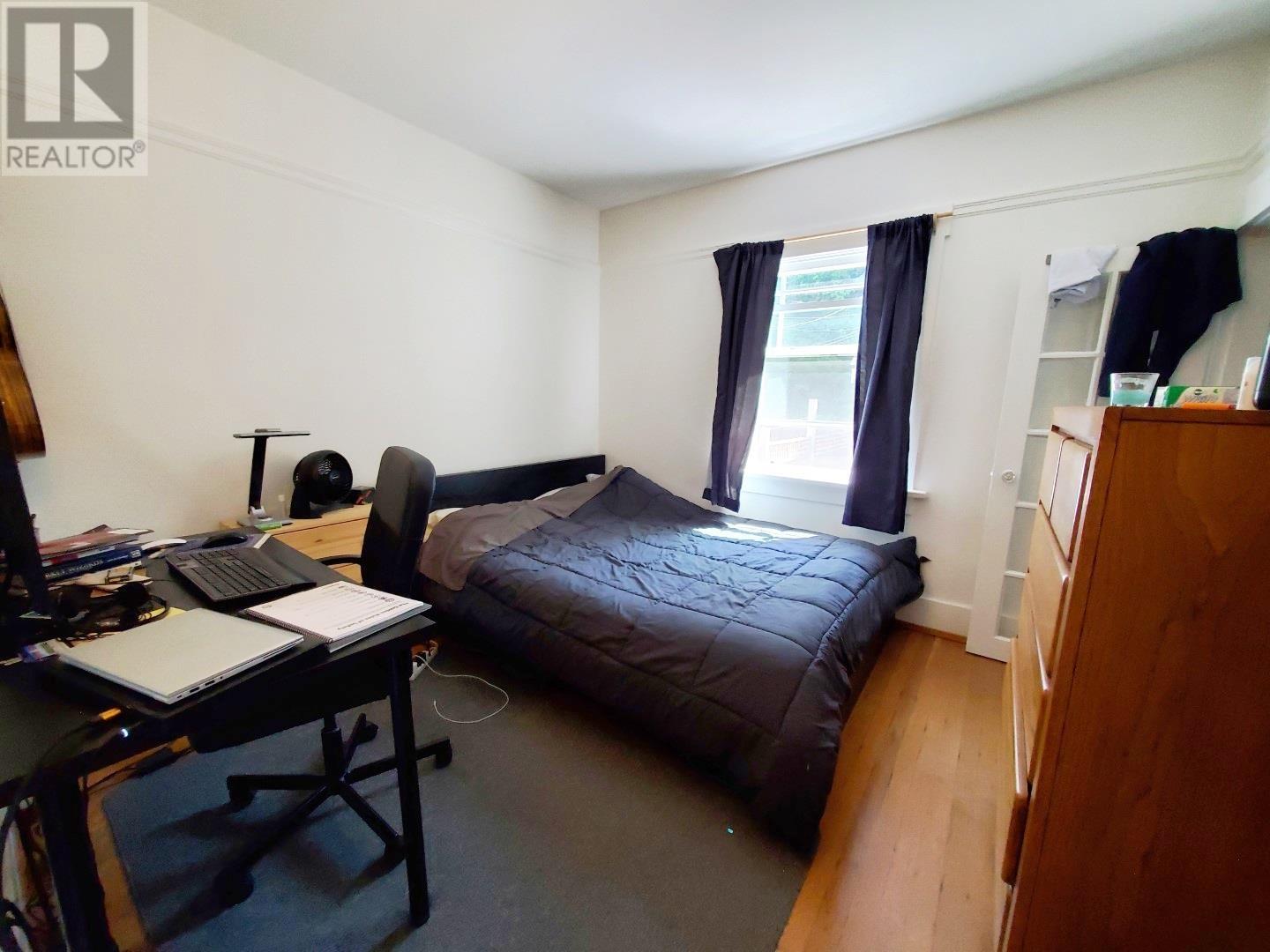 3542 W 16TH AVENUE, Vancouver