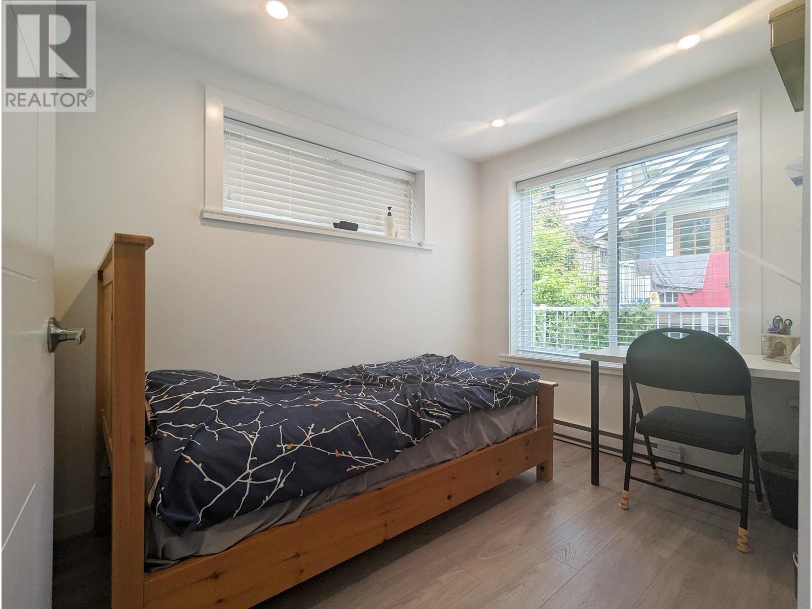 3542 W 16TH AVENUE, Vancouver