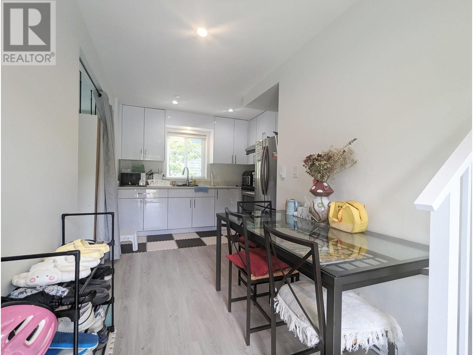 3542 W 16TH AVENUE, Vancouver