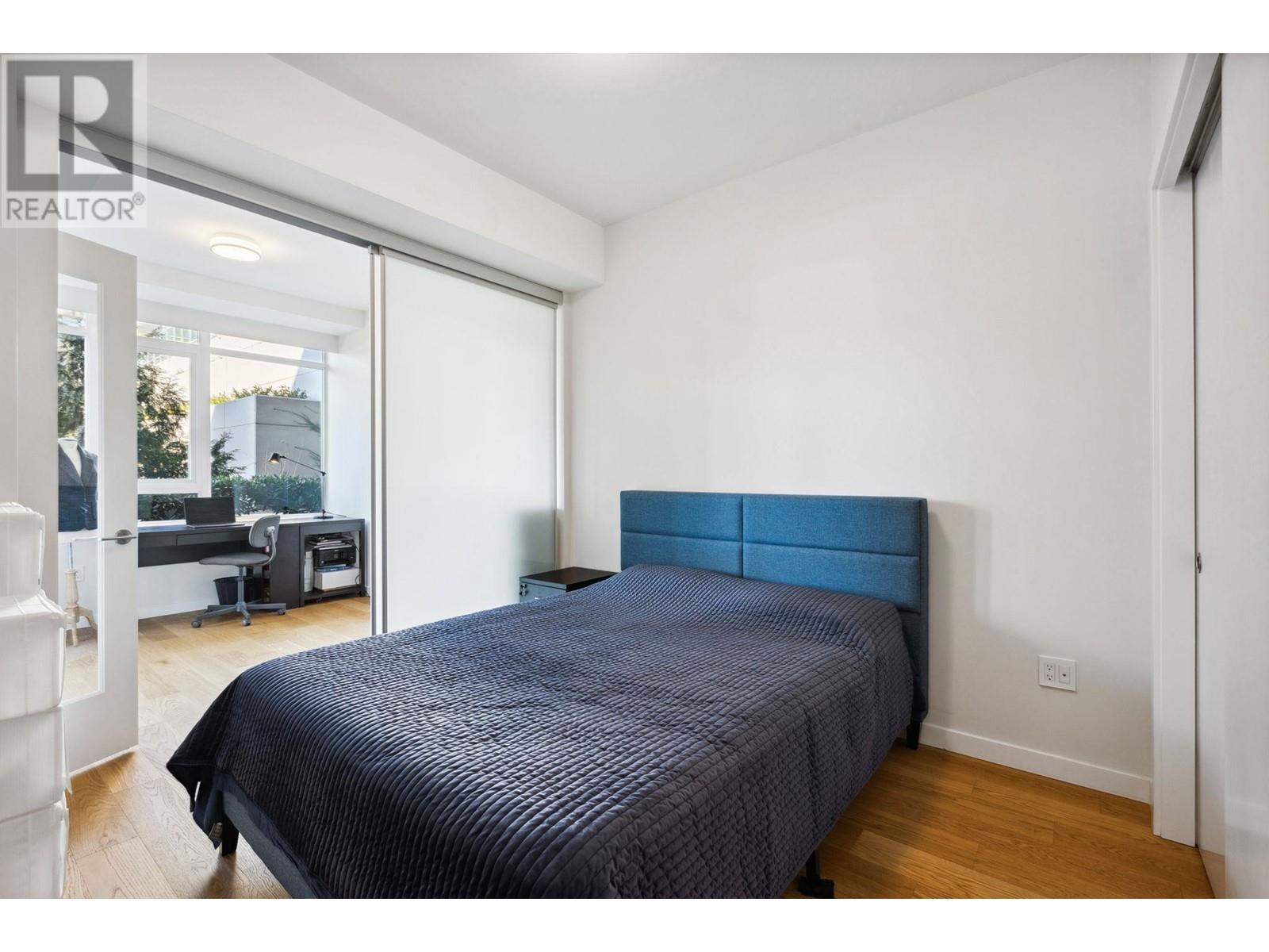 204 788 ARTHUR ERICKSON PLACE, West Vancouver real estate listing R2967231