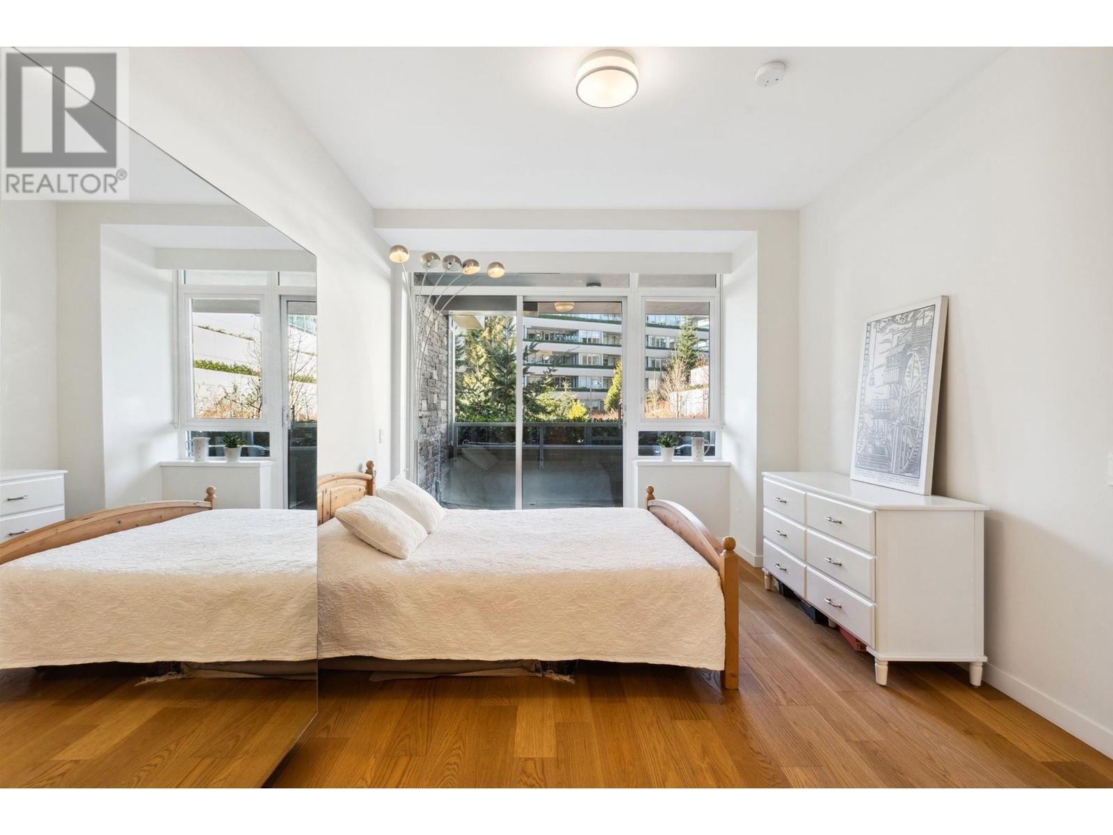 204 788 ARTHUR ERICKSON PLACE, West Vancouver real estate listing R2967231