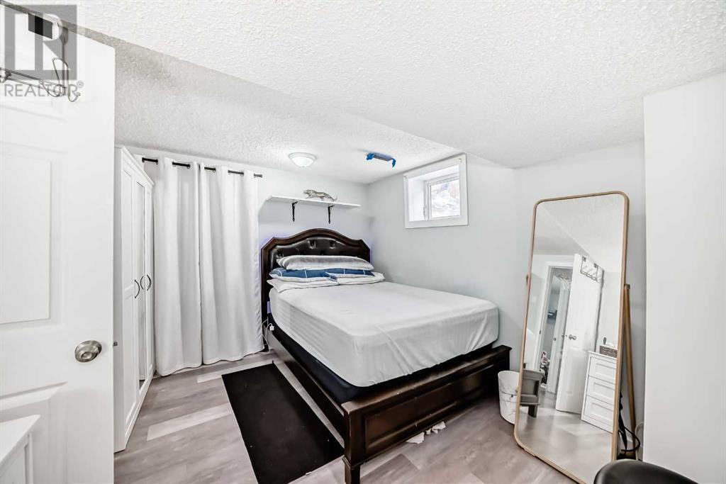 Single Family House Bungalow for Sale in  Penworth Drive SE Penbrooke Meadows Calgary 