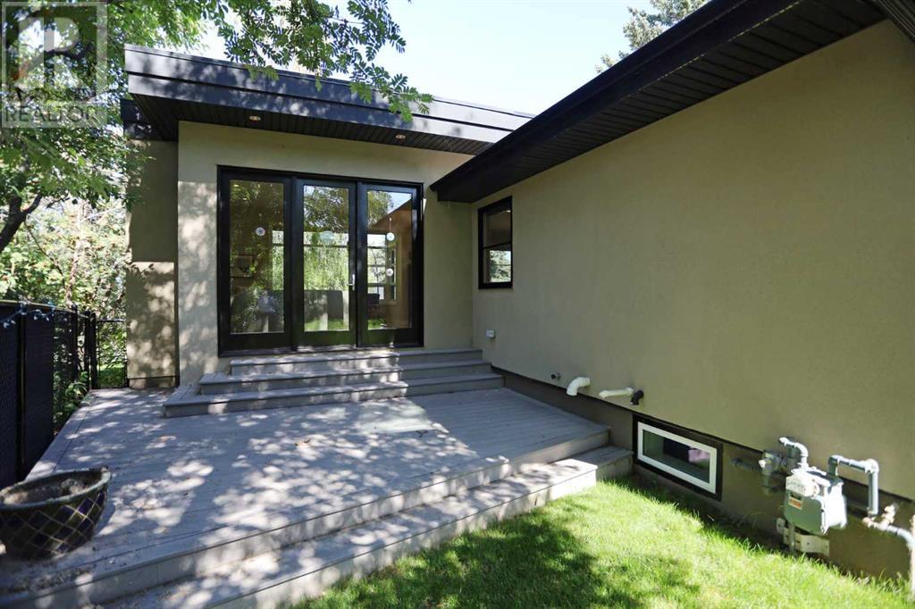 Single Family House 4 Level for Sale in  Wildwood Drive SW Wildwood Calgary 