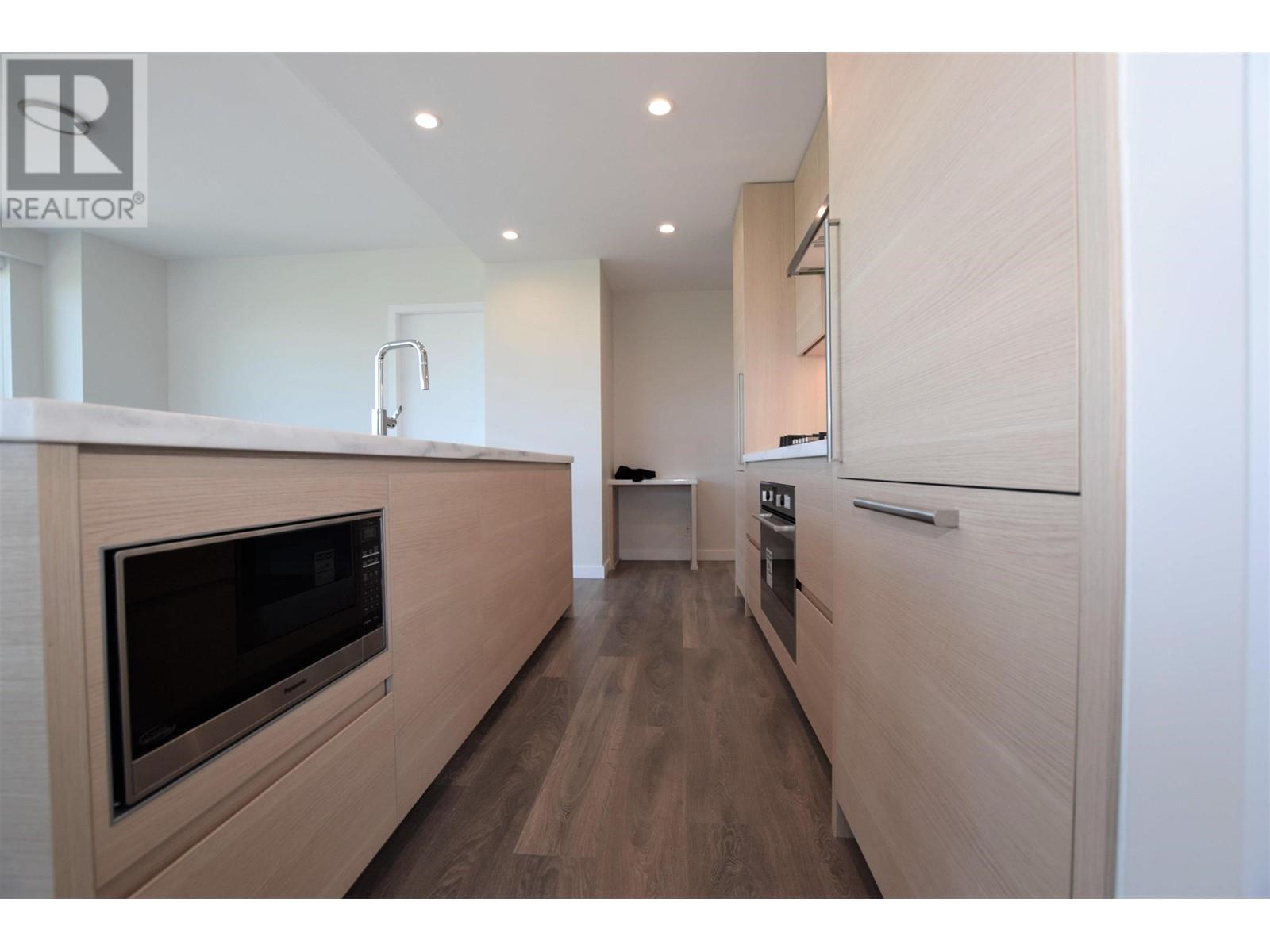 602 308 MORRISSEY ROAD, Port Moody real estate listing R2965006