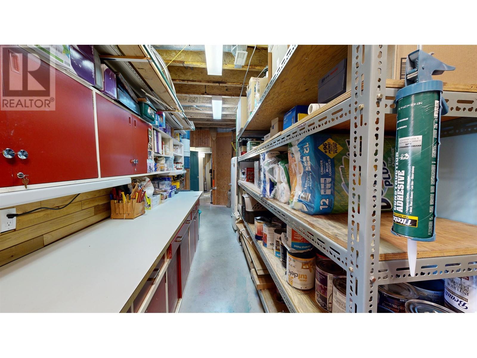 4221 LODGE ROAD, Lac La Hache