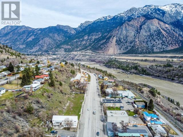 467/459 MAIN Street, Lillooet