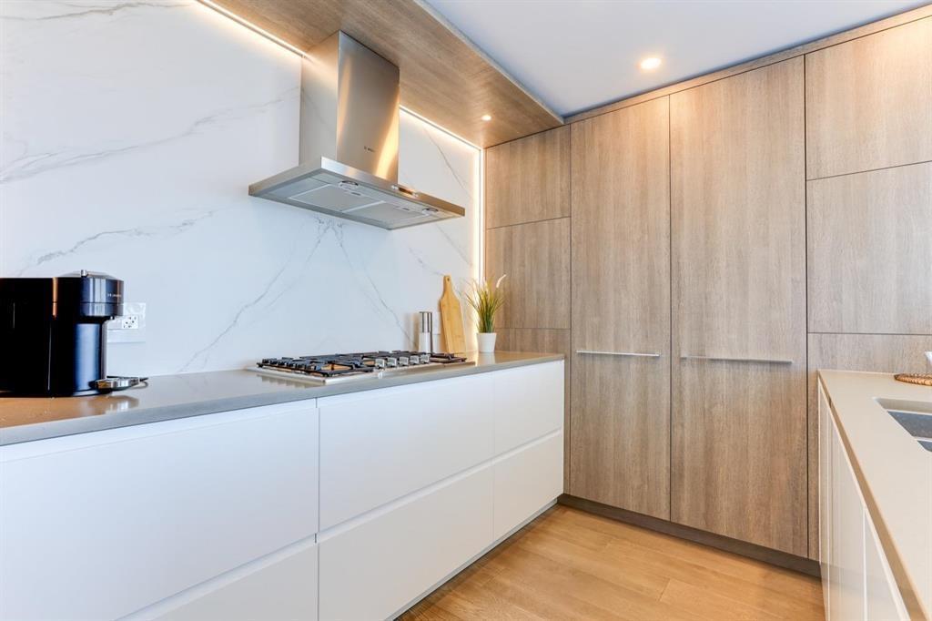407 1441 JOHNSTON ROAD, White Rock real estate listing R2966954