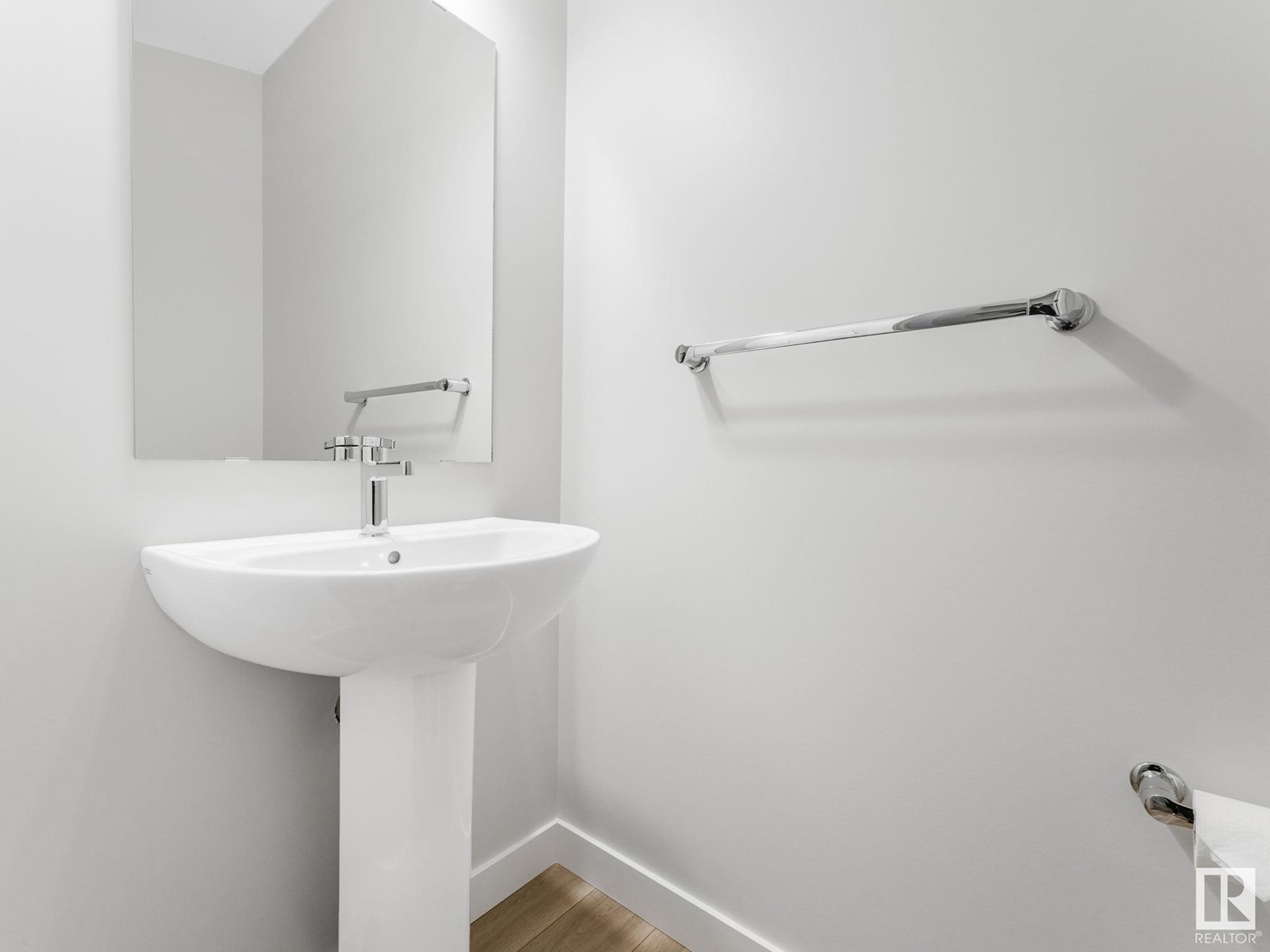 2028 207 ST NW, Edmonton