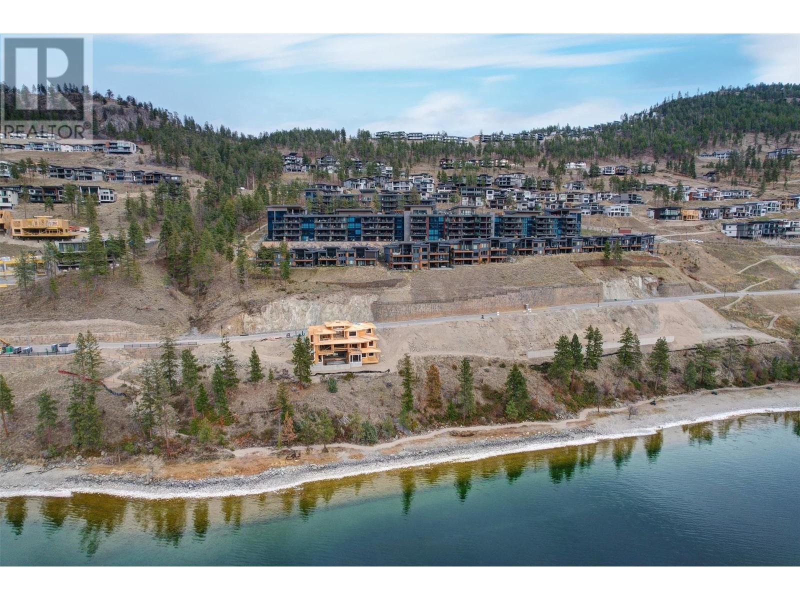 401 3475 Granite Close, Kelowna