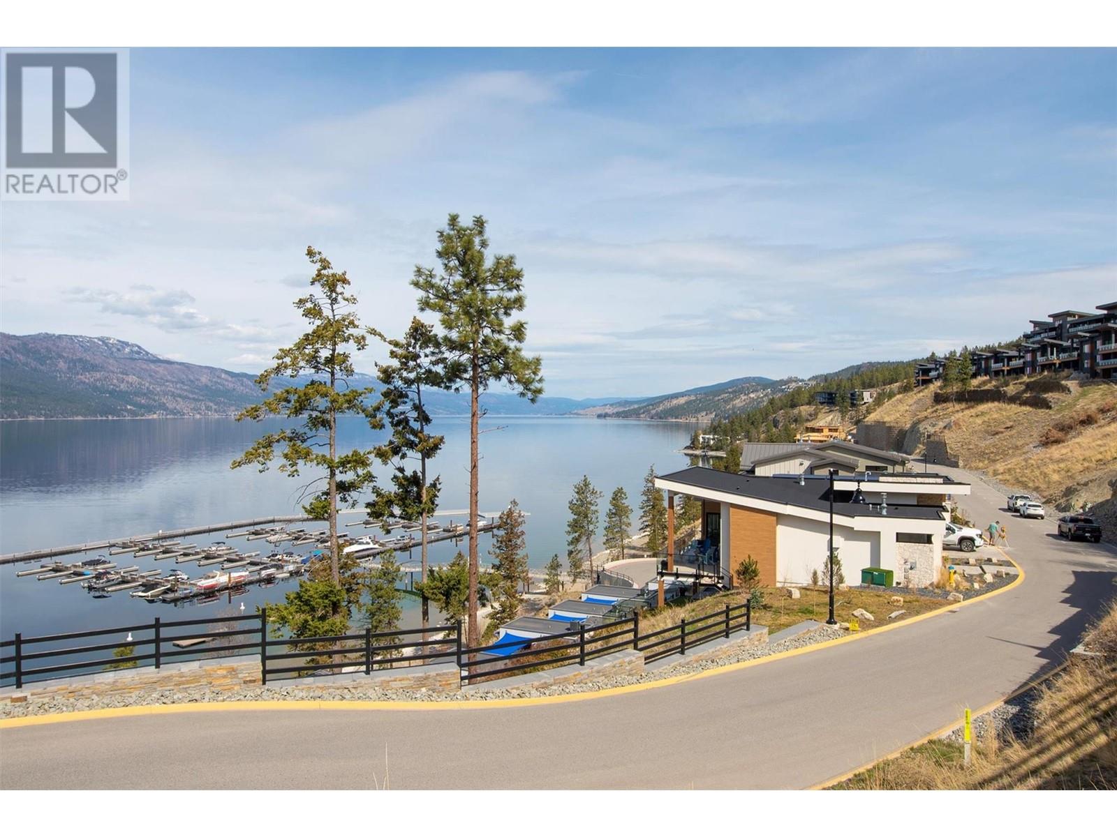 401 3475 Granite Close, Kelowna
