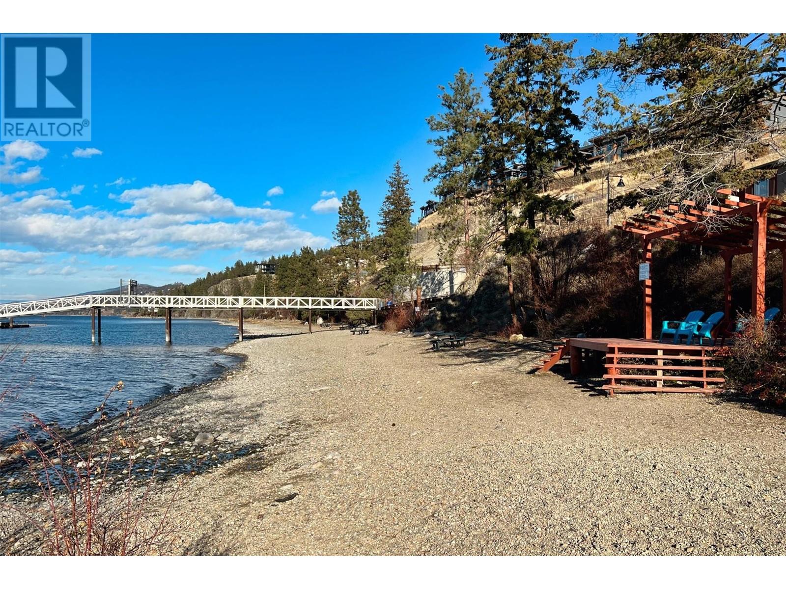 401 3475 Granite Close, Kelowna