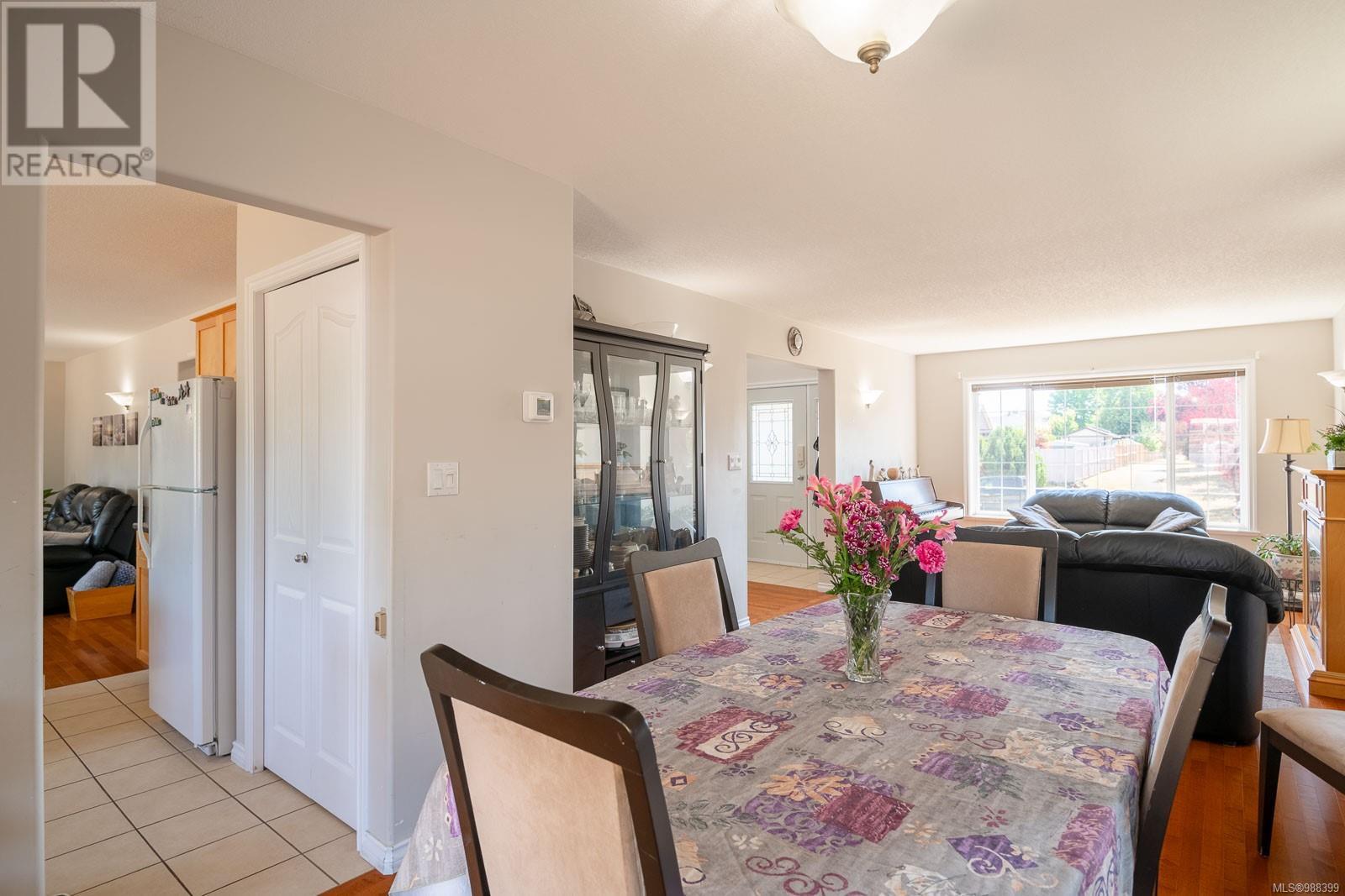 5575 Woodland Cres E, Port Alberni real estate listing 988399