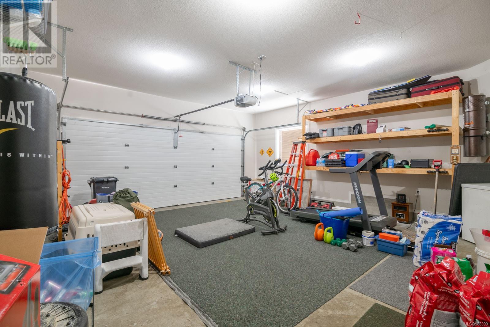 5575 Woodland Cres E, Port Alberni