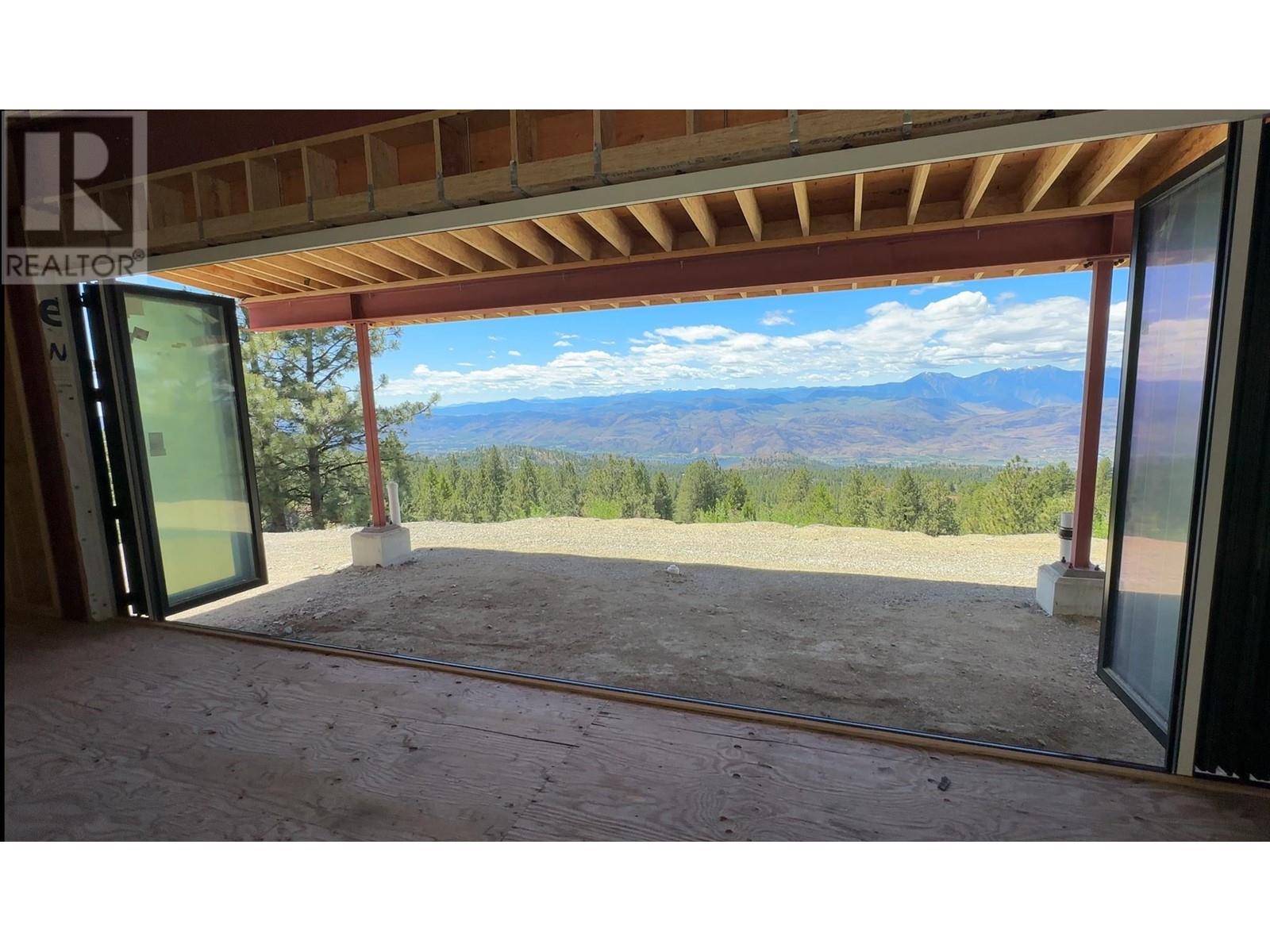 475 Sasquatch Trail, Osoyoos