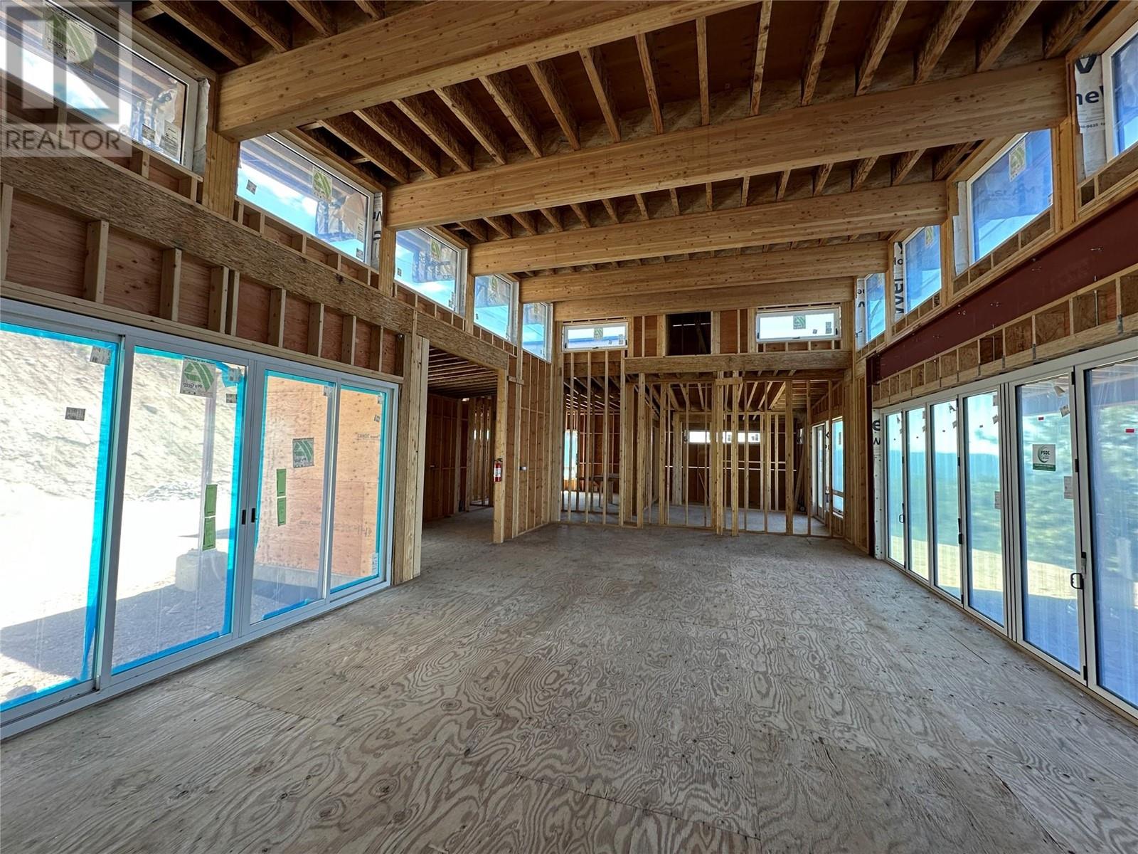 475 Sasquatch Trail, Osoyoos