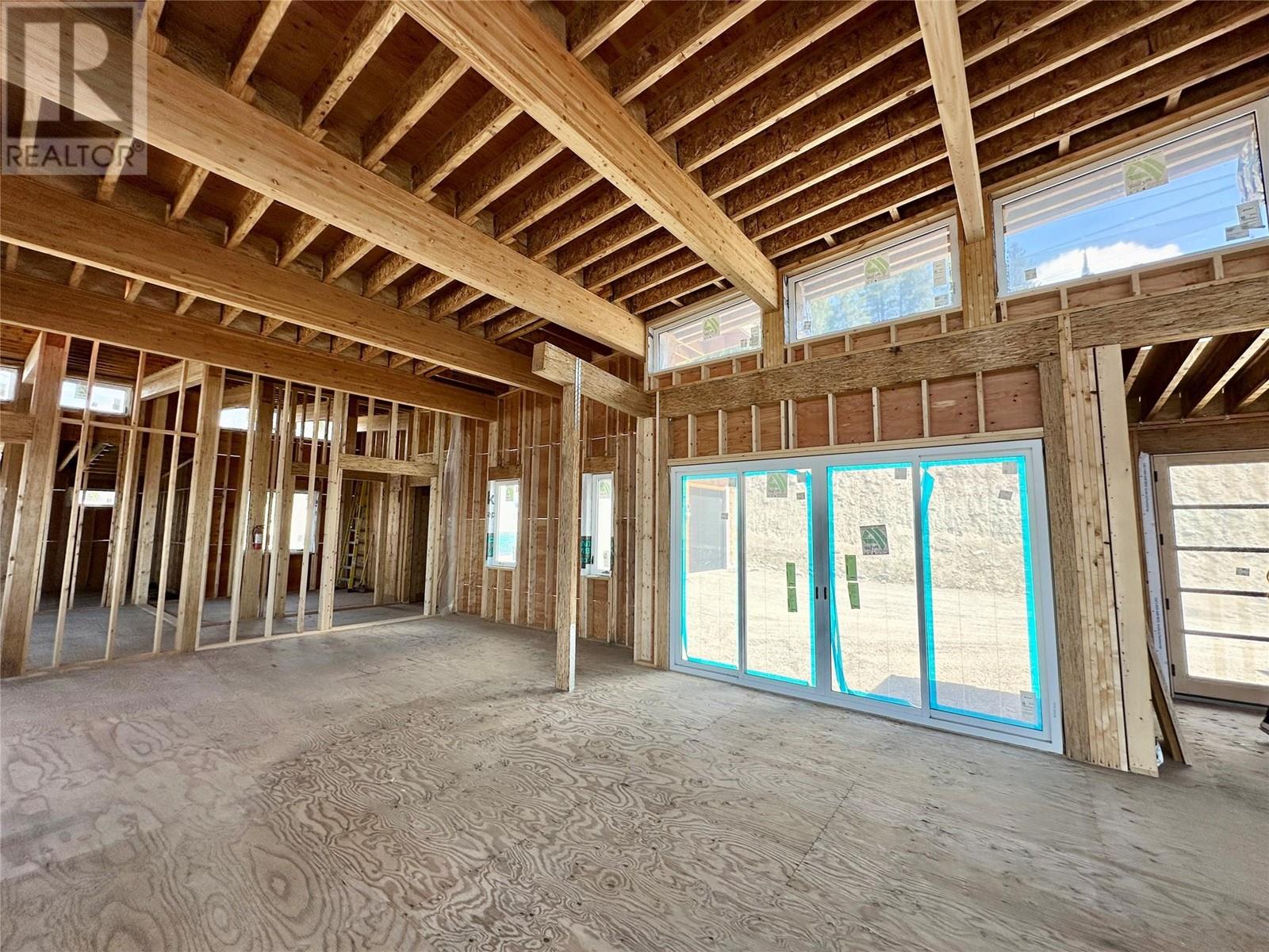 475 Sasquatch Trail, Osoyoos