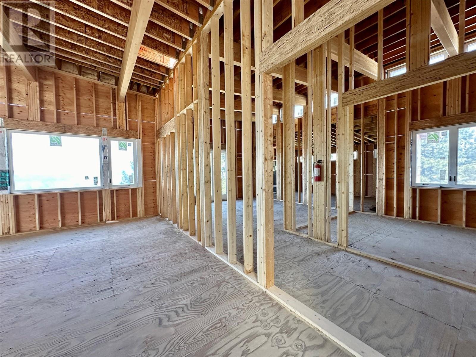 475 Sasquatch Trail, Osoyoos