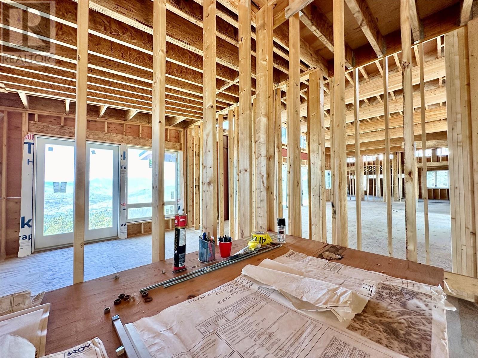 475 Sasquatch Trail, Osoyoos