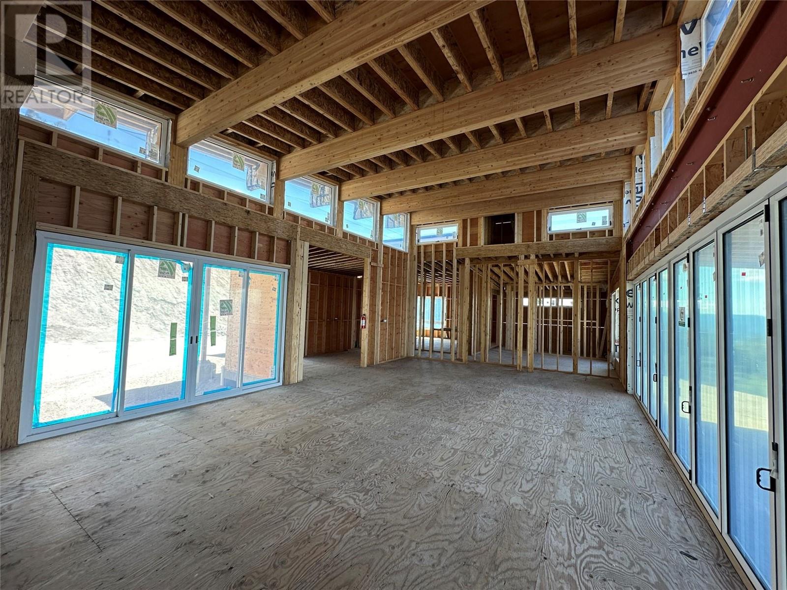 475 Sasquatch Trail, Osoyoos