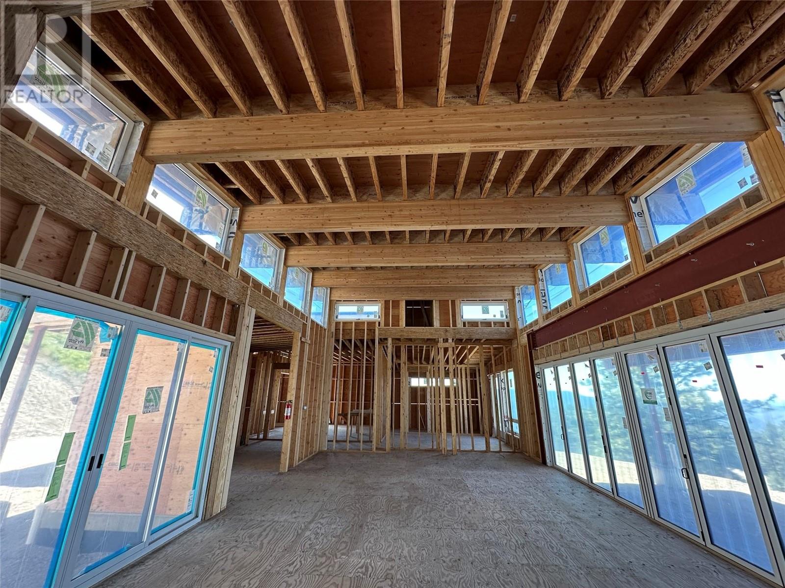 475 Sasquatch Trail, Osoyoos