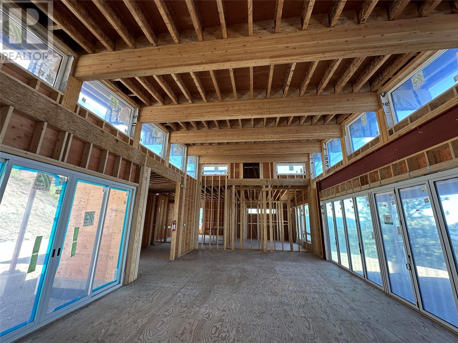 475 Sasquatch Trail, Osoyoos