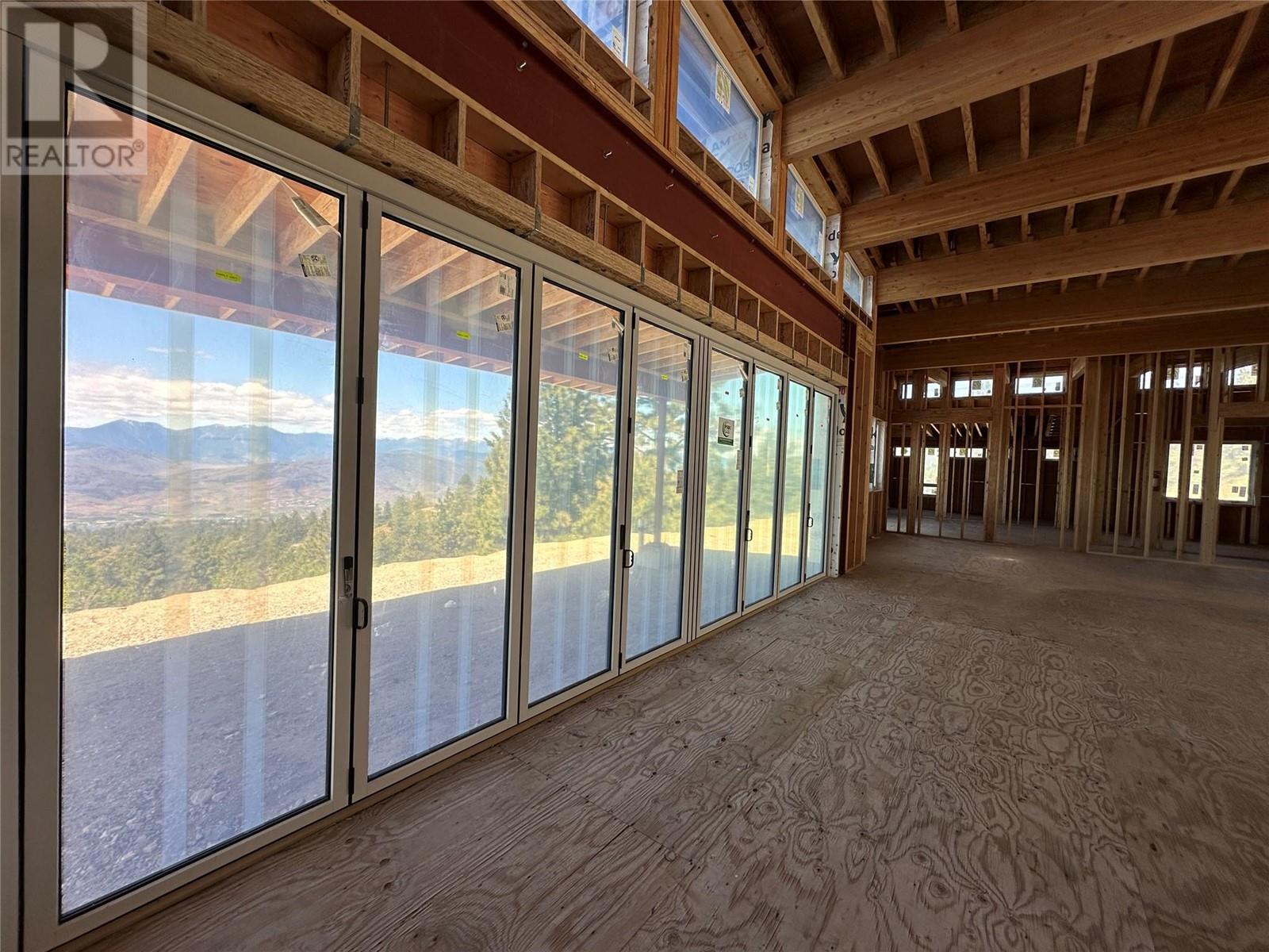 475 Sasquatch Trail, Osoyoos