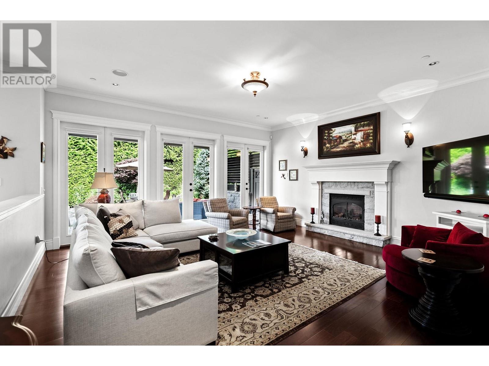 136 DEERVIEW LANE, Anmore real estate listing R2967596