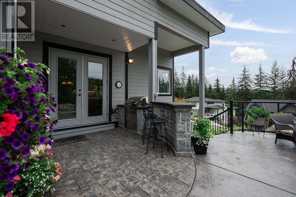 136 DEERVIEW LANE, Anmore real estate listing R2967596