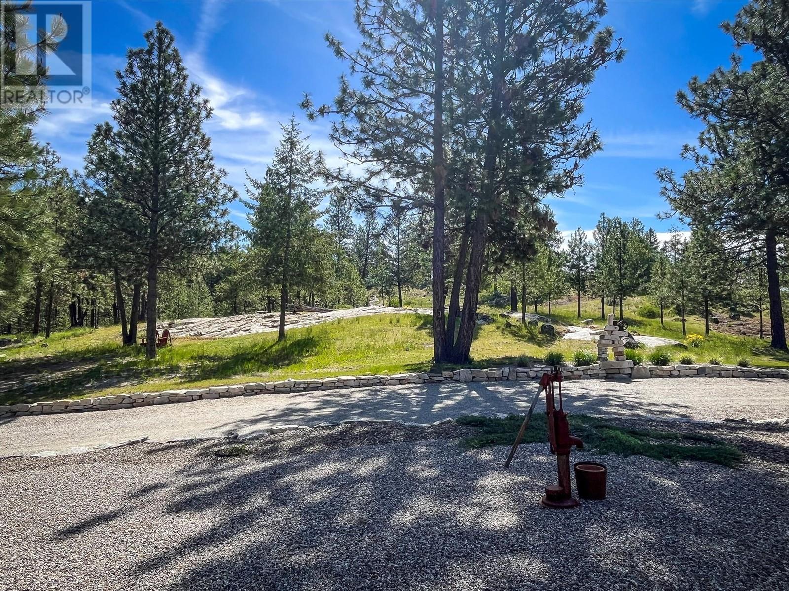 100 Maguire Place, Osoyoos