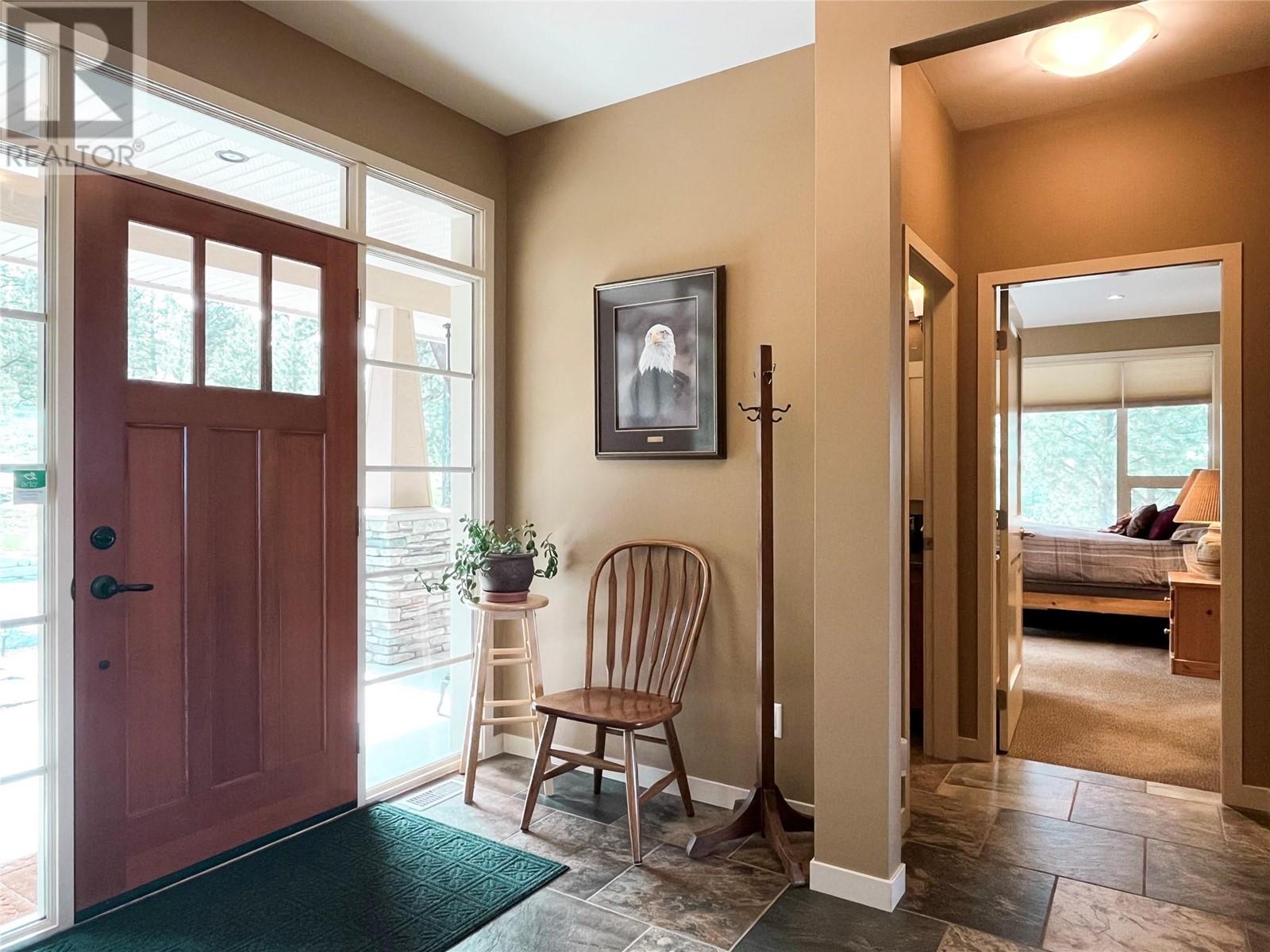 100 Maguire Place, Osoyoos