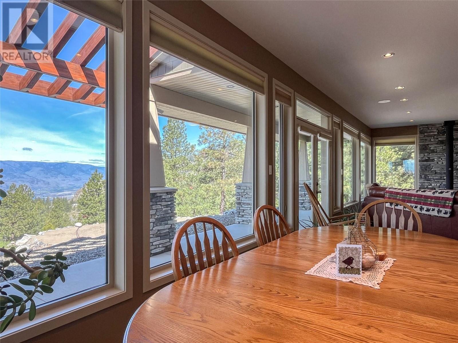 100 Maguire Place, Osoyoos