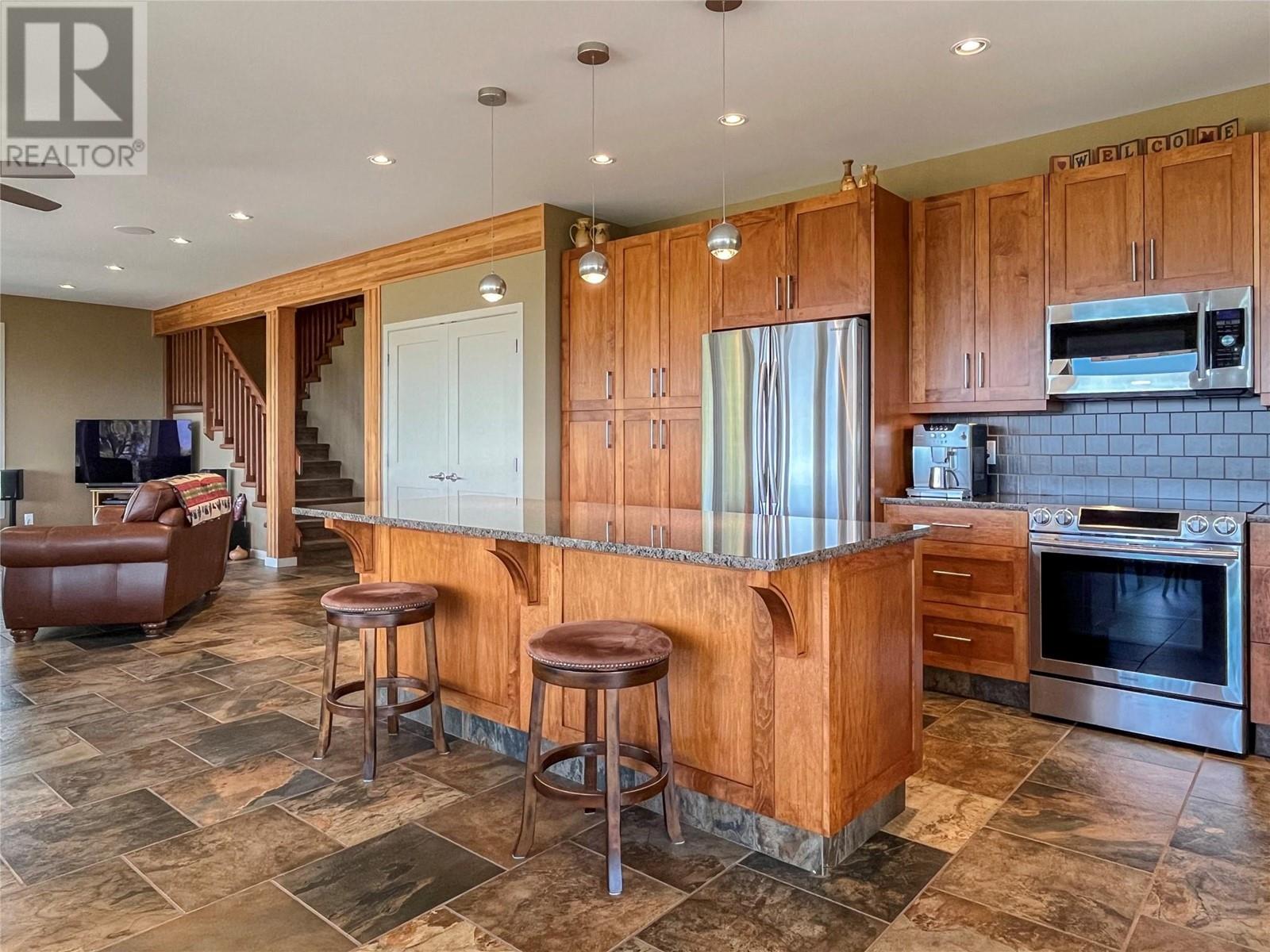 100 Maguire Place, Osoyoos