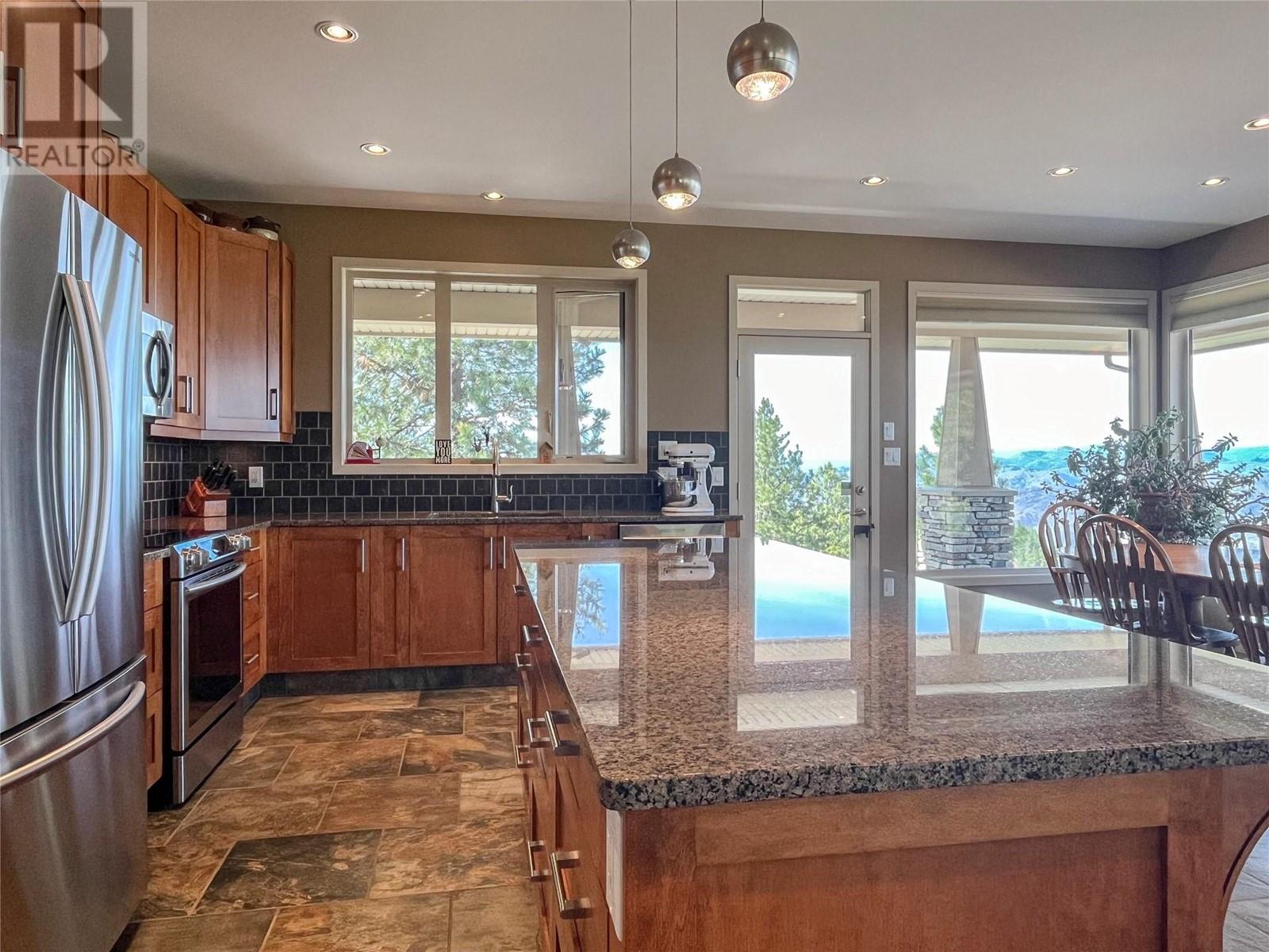 100 Maguire Place, Osoyoos
