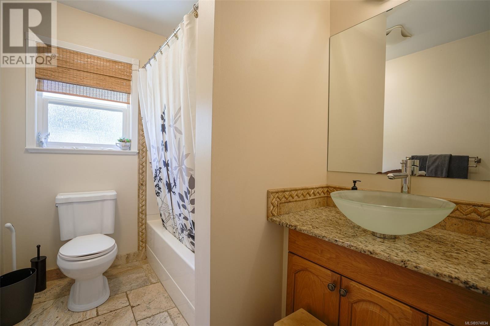 5953 Stuart Ave, Port Alberni real estate listing 974834