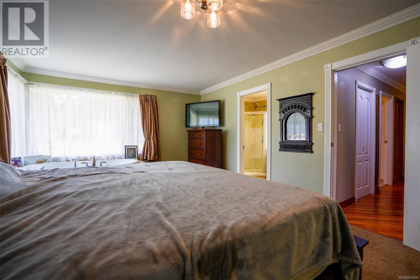 5953 Stuart Ave, Port Alberni real estate listing 974834