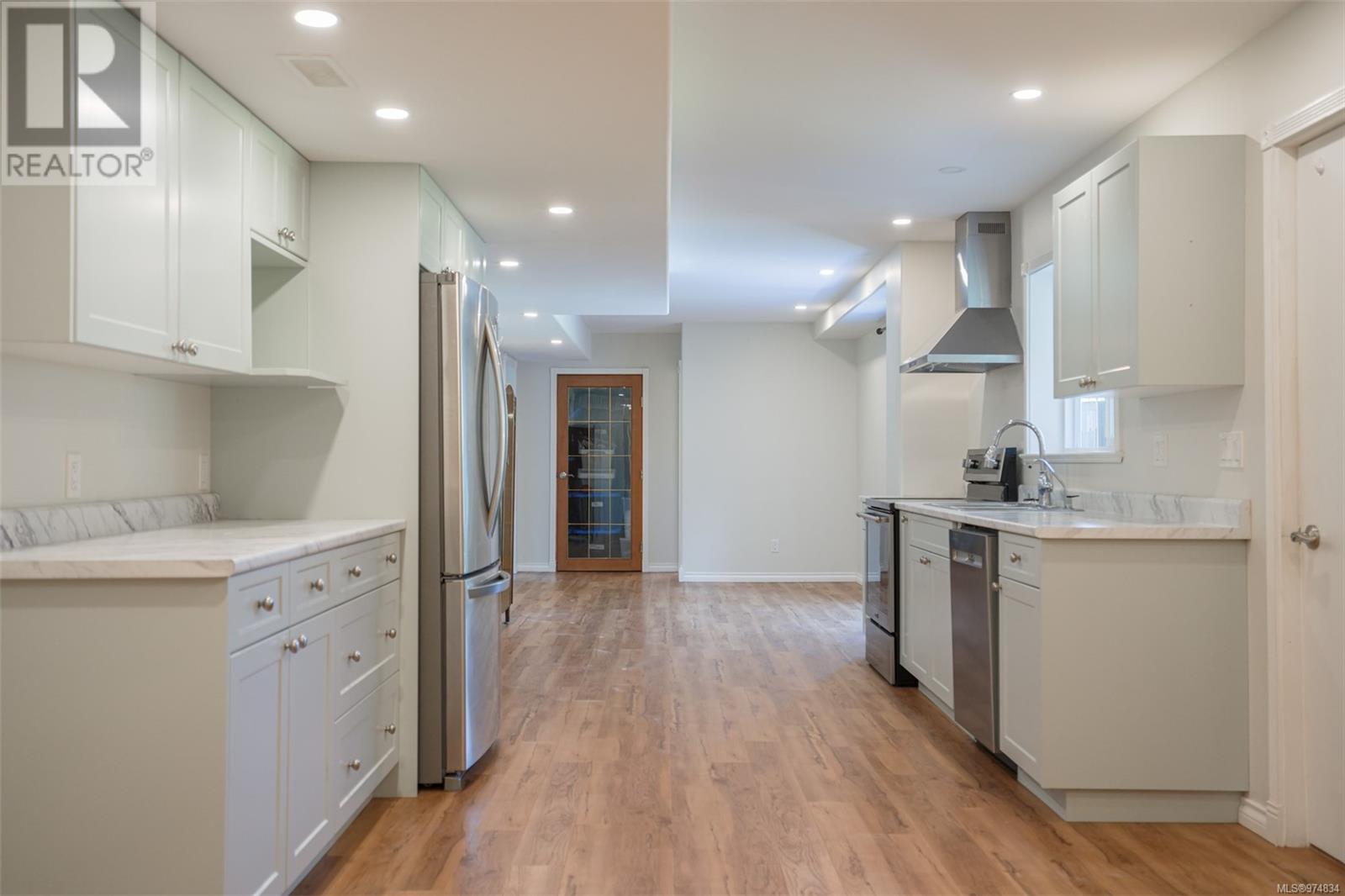 5953 Stuart Ave, Port Alberni real estate listing 974834