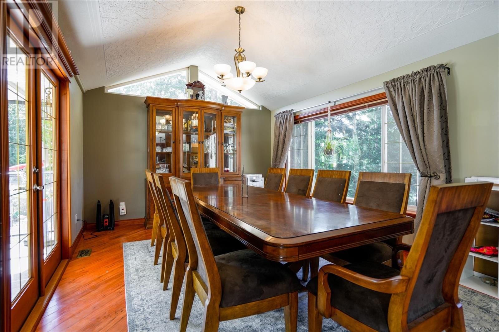 5953 Stuart Ave, Port Alberni real estate listing 974834
