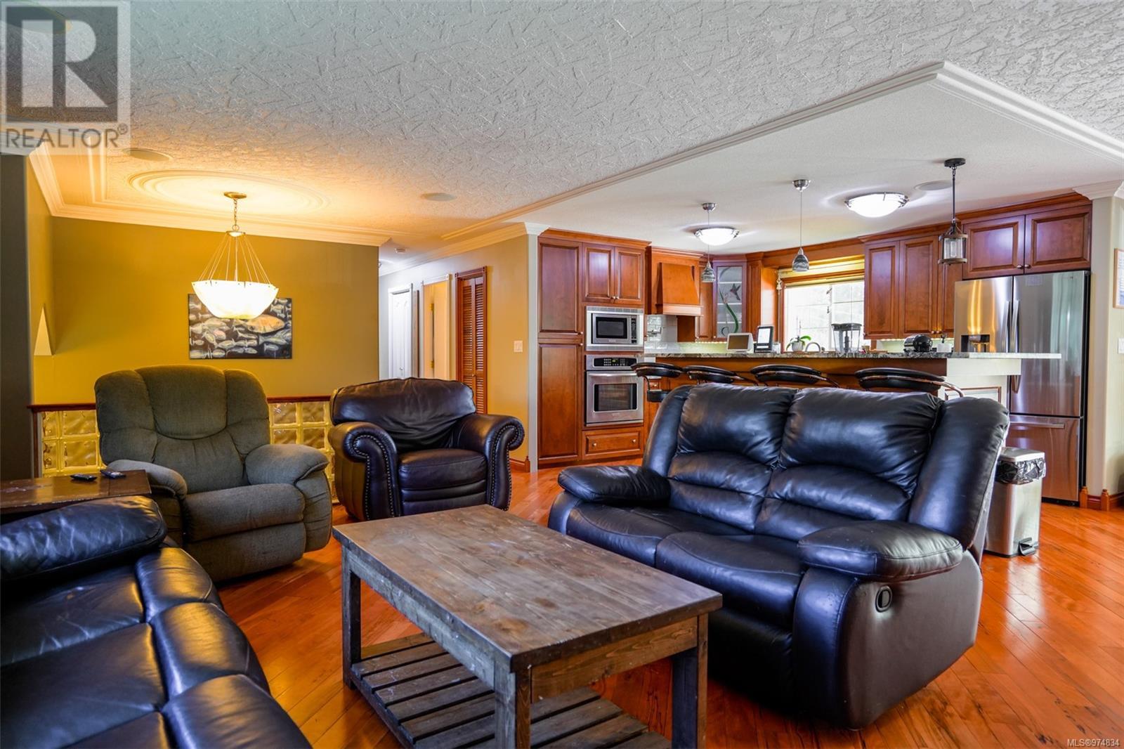5953 Stuart Ave, Port Alberni real estate listing 974834