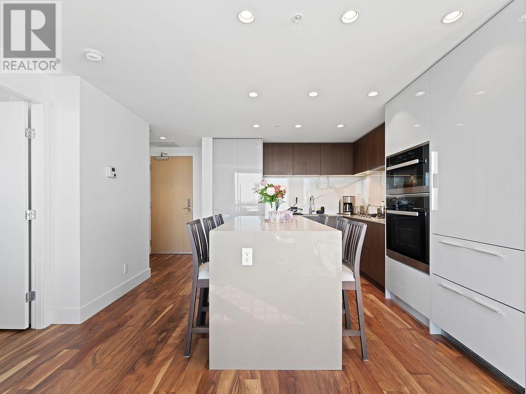 1302 1632 LIONS GATE LANE, North Vancouver