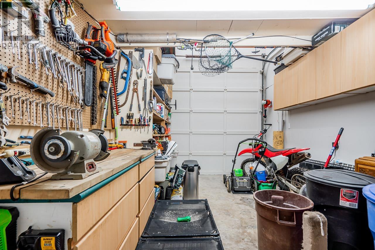 2250 FARRER COVE PLACE, Port Moody real estate listing R2967670