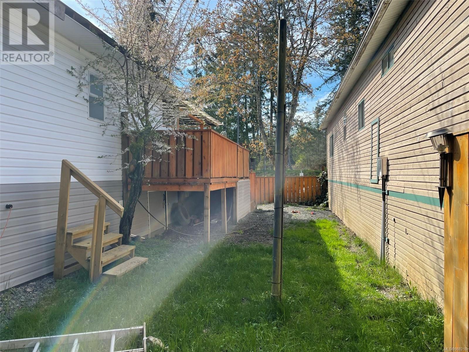 208 380 Martindale Rd, Parksville real estate listing 988218