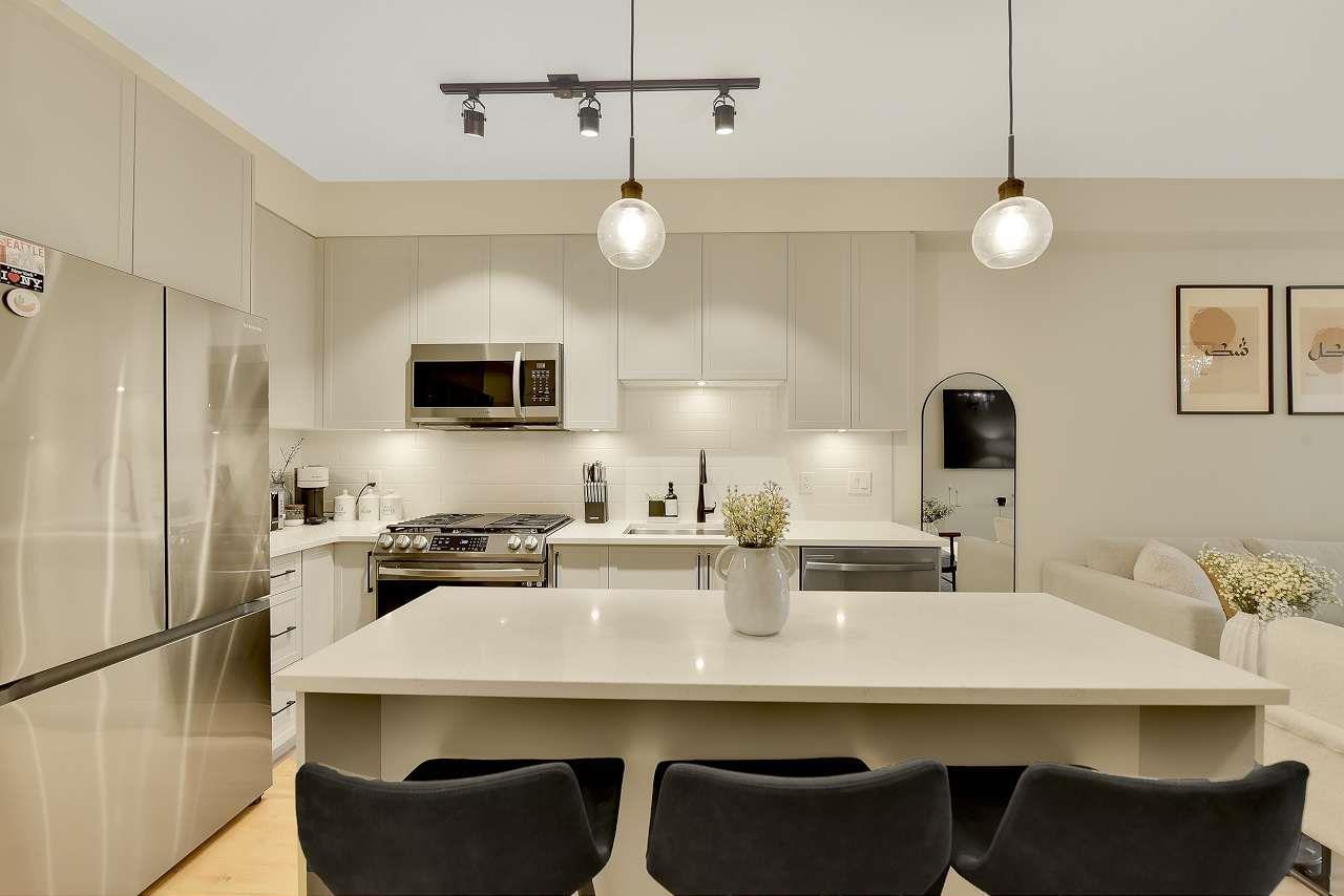 Photo 5 of 202 7506 199 A Street, Langley BC